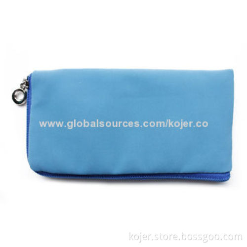 Zipper Bag, Made of Velvet Material with Zipper Slider and Lanyard, Ideal for Apple's iPhone 4